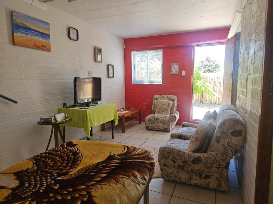 4 Bedroom Property for Sale in Pearly Beach Western Cape